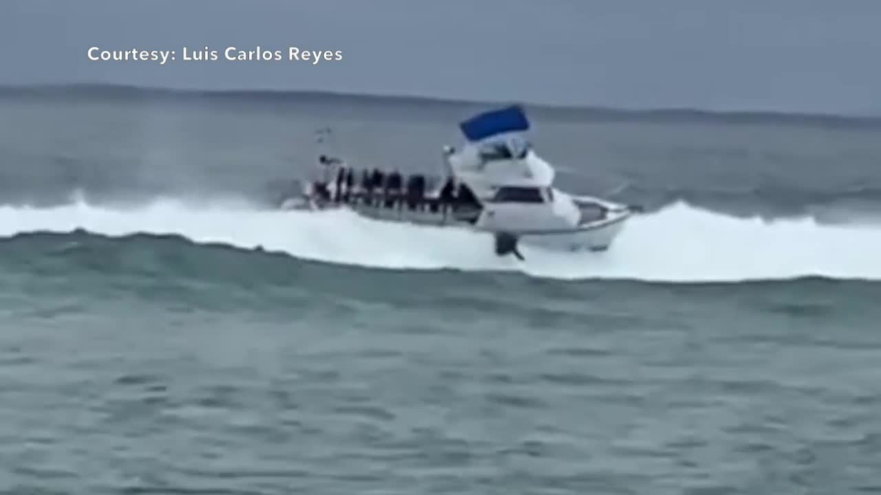 VIDEO: Man thrown from boat in Boynton Beach Inlet