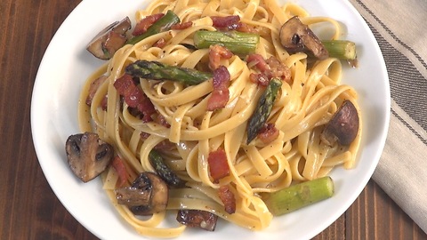 Roasted Asparagus Mushroom Carbonara