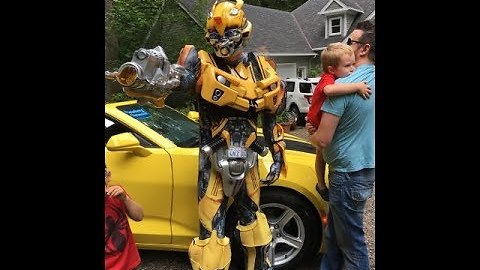 Bumblebee from Transformers shows up to little boy's birthday