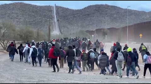 Massive flow of “Illegal immigrants” flow through open border in Lukeville Arizona