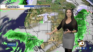 10News Pinpoint Weather with Meteorologist Angelica Campos