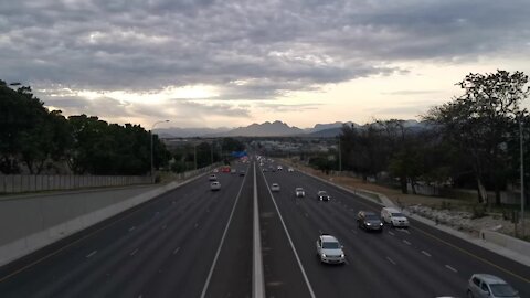 SOUTH AFRICA - Cape Town - Cape Town Timelapse (ped)