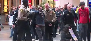 Las Vegas police breakup protest on Fremont Street