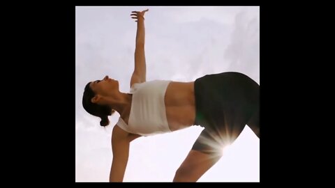 Yoga Woman | Ocean Yoga #yoga #shorts #short #music #meditation #health #peace 40 Seconds #2