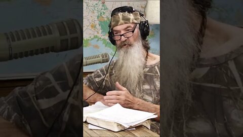 We Don't Do Good Deeds to Get to Heaven | Phil Robertson