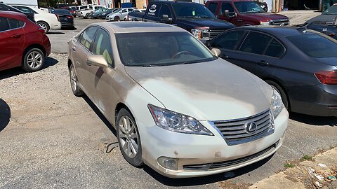 WHILE PICKING UP MY LEXUS ES 350 FROM THE BODY SHOP I FOUND ANOTHER PROBLEM NOW THIS NEEDS FIXING