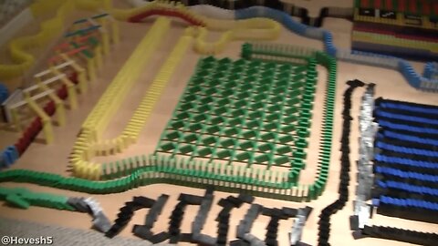 75,000 Dominoes Falling to Relax Your Mind (ODDLY SATISFYING)