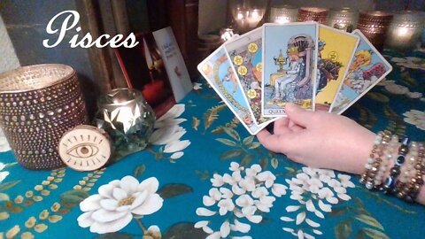 Pisces August 2022 ❤️ A SERIOUS OFFER You Won't See Coming Pisces!! HIDDEN TRUTH! Tarot Reading