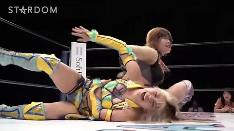 STARS (Hanan & Koguma) vs God’s Eye (Saki Kashima & MIRAI)