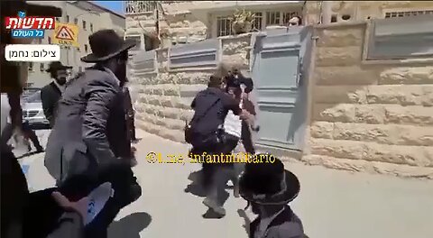 Israeli police beat jews who demonstrated against genocide of Palestinians