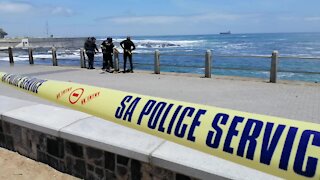 SOUTH AFRICA - Cape Town - Sea Point Drowning (Video) (xW4)