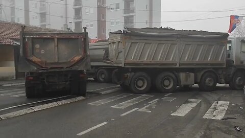 More barricades erected on Kosovska Mitrovica