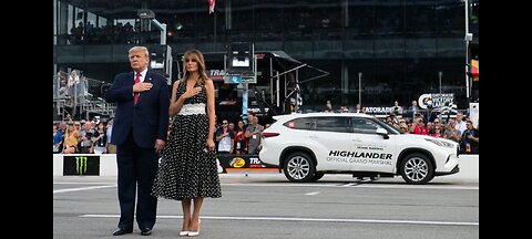 Donald Trump given thunderous welcome at NASCAR race