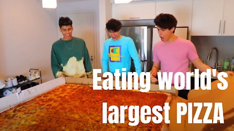 EATING THE WORLD'S LARGEST PIZZA!!