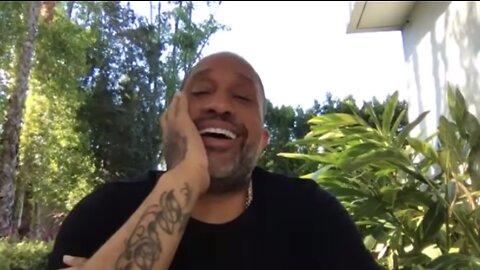 Kenya Barris Talkes Divorcing Biracial Wife, Answers #BlackAF Critics