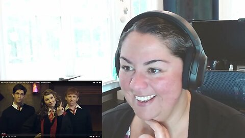 Reaction - ERB Epic Rap Battles - Katniss v Hermoine - WHO WON?