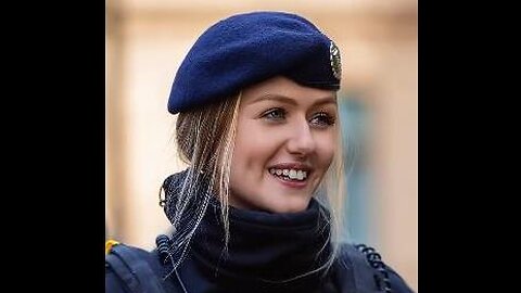 Arrest me please🙏beautiful policewoman