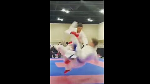 Karate Explosive demoltion technique / Salam Karate , Osss.. https://youtu.be/crbkNipi9cE-#Shorts