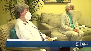 Olathe senior living facility vaccinates all residents