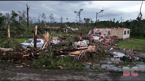 1 killed and almost 2 dozen injured in overnight storms in Mississippi