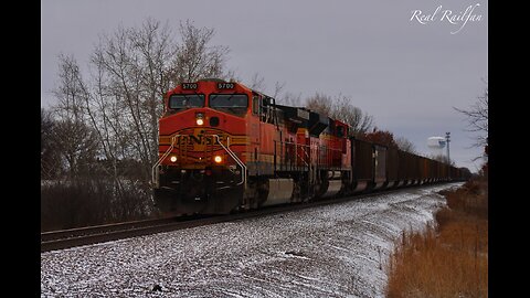 Oddball mix of trains on the BNSF Hinckley Subdivision