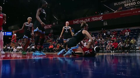 Mabrey JUMPS ON Sykes AFTER Play, Refs Review & Call TECHNICAL | Chicago Sky vs Washington Mystics