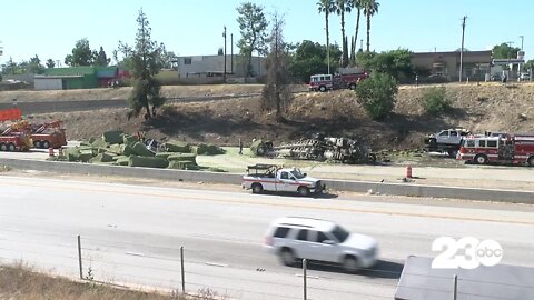 Multi-vehicle accident closes Highway 58 in Bakersfield