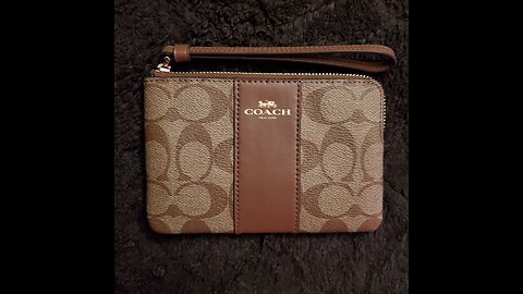 COACH WOMENS Corner Zip Wristlet In Canvas Leather