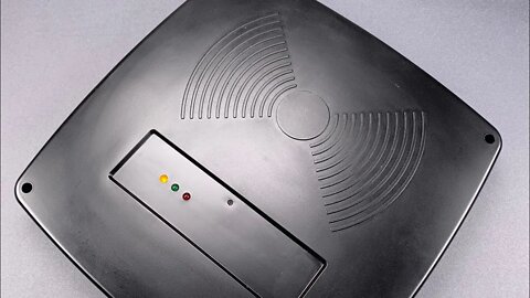 [1056] This Black Box Reads RFID Cards in Your Pocket