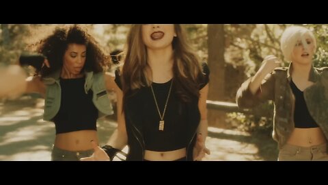 The Chainsmokers - Don't Let Me Down (Official Video) ft. Daya