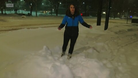 The unsung heroes of the storm: People shoveling the sidewalks