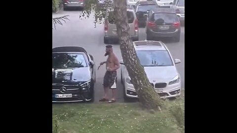 KNIFE WIELDING MAN VANDALIZE CARS🚗🥷🏢AT APARTMENT COMPLEX 🏢🚗🥷💫