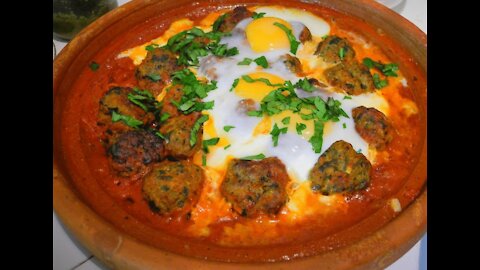 Moroccan tagine eggs