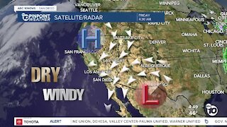 ABC 10News Pinpoint Weather with Meteorologist Megan Parry