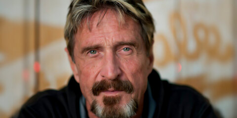 La denuncia de John McAfee que hizo temblar al Estado Profundo de Estados Unidos