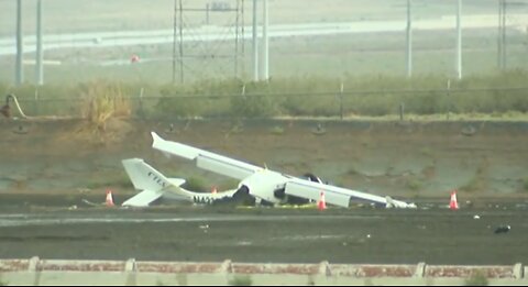 Small plane crashes near Boulder City Airport