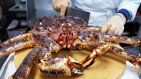 New York City Food - GIANT ALASKAN KING CRAB Cooked Three Ways Park Asia Brooklyn Seafood NYC