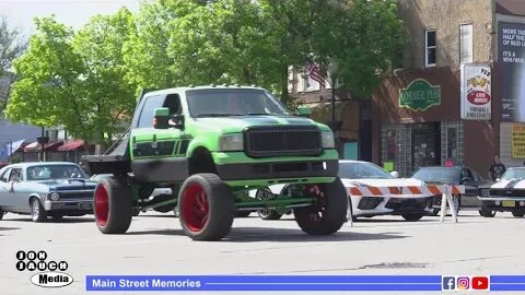 Old Cars Leaving Main St. Memories Car Show 2023