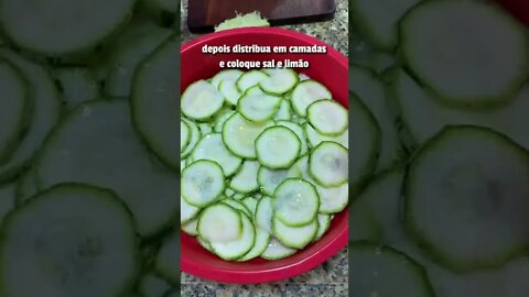 Já comeu carpaccio de abobrinha?