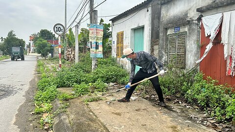 Volunteer Clean House Yard Rudimentary tools Cut Overgrown grass transformation Nice sidewalk