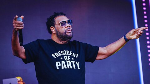 Hip Hop DJ Fatman Scoop Collapses on Stage Dies Suddenly