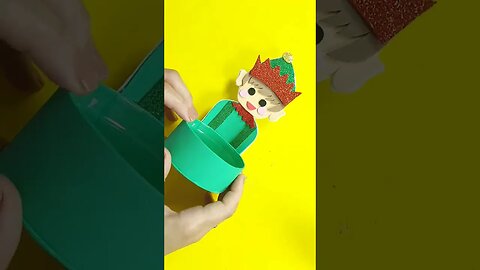 DIY - How to Make Your Christmas Gnome Candy Holder with a PET Bottle - Easy Step-by-Step! 🎄✨