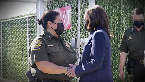 Kamala Harris Does Fake Photo Op Border Visit