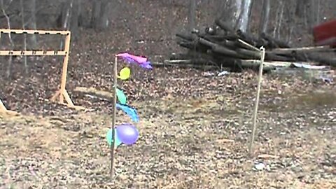 Glock 17 vs balloons