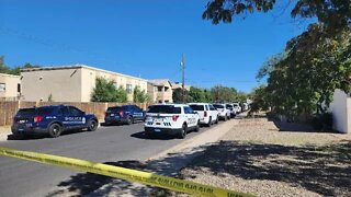 Albuquerque PD on scene for an arrest warrant + SWAT!