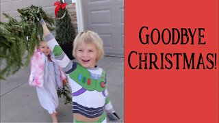 Taking Down Christmas Decorations | Large Family Style