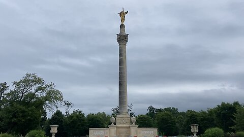 Walking Bronx: Pelham Bay Park & Station