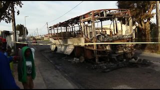 UPDATE 2 - Buses set alight ahead of taxi strike in Cape Town (T3i)