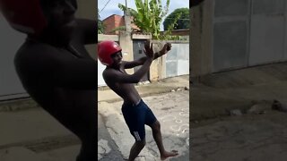 PITBULL TA NA PISTA [ MEMES 2021 ] [ ENGRACADO ] O PITBULL ENSINANDO A RASTA RABETA NO CHAO ( MEME )