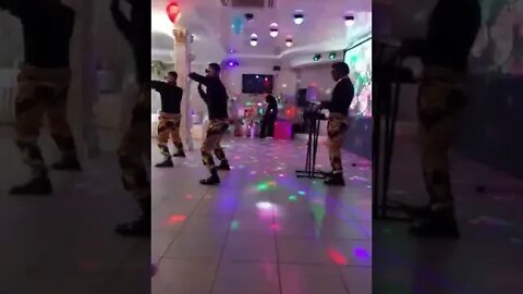 Rompiendo - The New Colombian Dance Craze